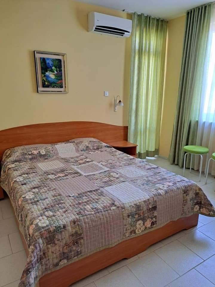 נסבר Family Hotel Selena מראה חיצוני תמונה