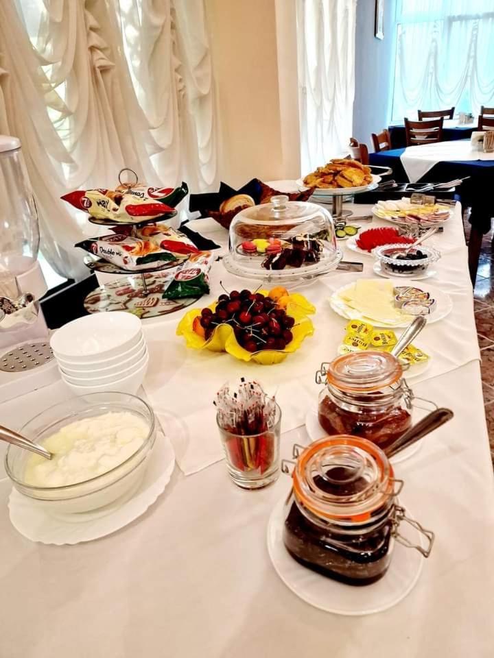 נסבר Family Hotel Selena מראה חיצוני תמונה